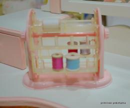 Plastic PINK Spinning FERRIS WHEEL SEWING