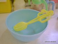 Vintage Tupperware Yellow Salad Tong